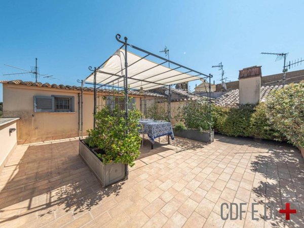 casa indipendente in vendita a Canino