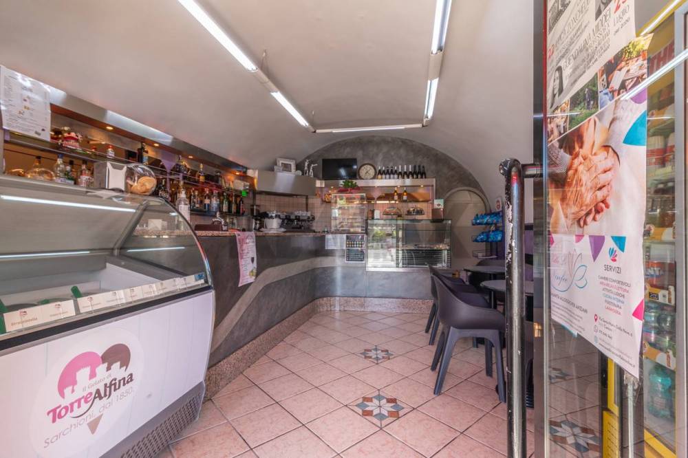 esercizio commerciale in vendita a Canino