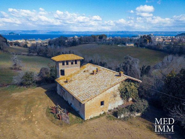 casa indipendente in vendita a Capodimonte