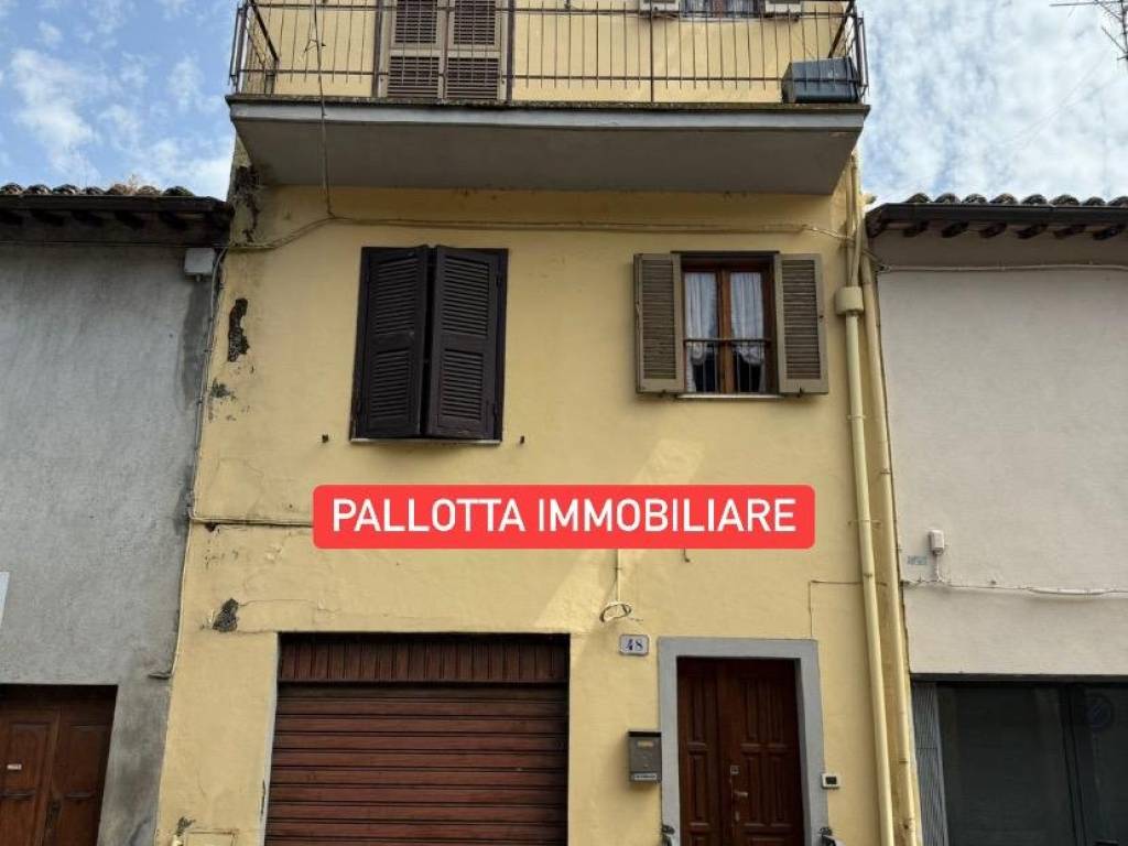 casa indipendente in vendita a Capodimonte