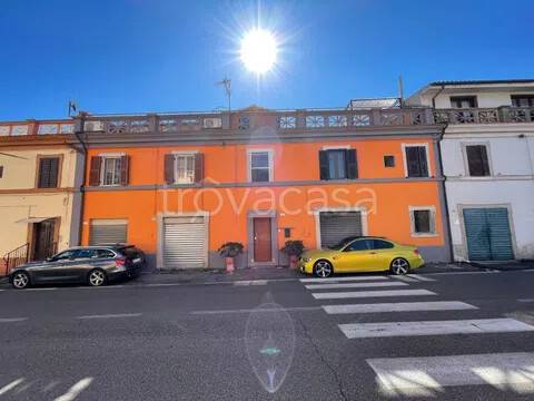 casa indipendente in vendita a Capodimonte