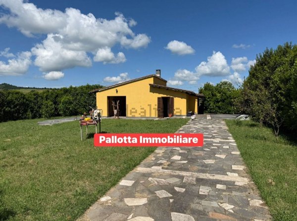 casa indipendente in vendita a Capodimonte
