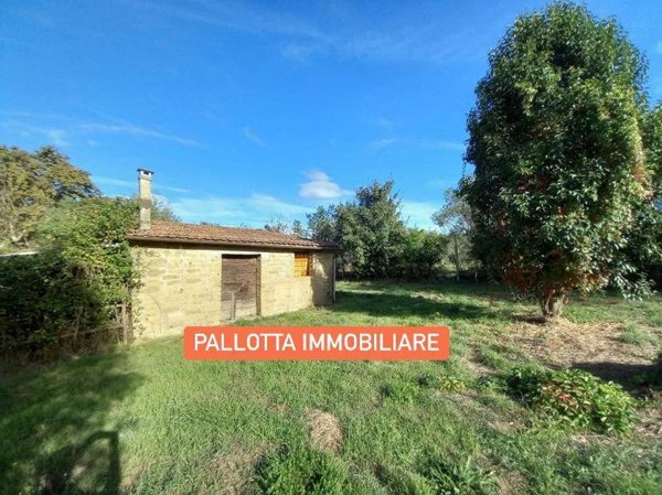casa indipendente in vendita a Capodimonte