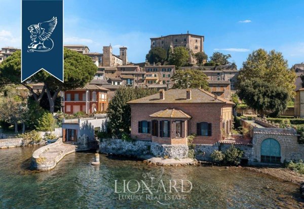 casa indipendente in vendita a Capodimonte