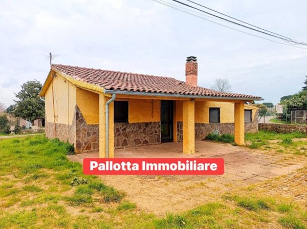 casa indipendente in vendita a Capodimonte
