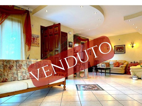 casa indipendente in vendita a Capodimonte