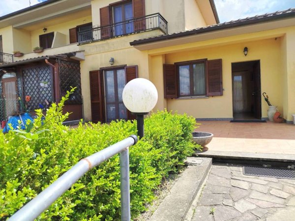 casa indipendente in vendita a Capodimonte