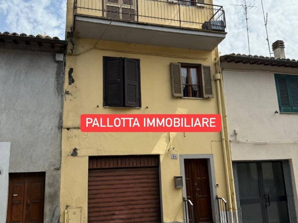 casa indipendente in vendita a Capodimonte