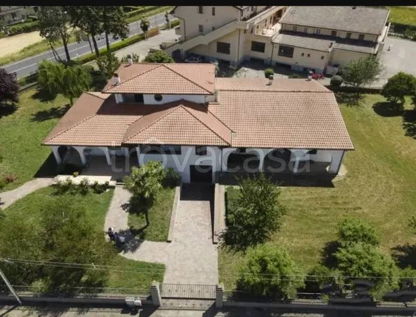 casa indipendente in vendita a Capodimonte
