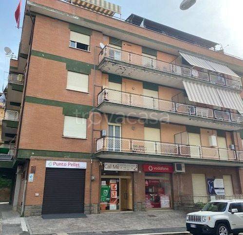appartamento in vendita a Capranica