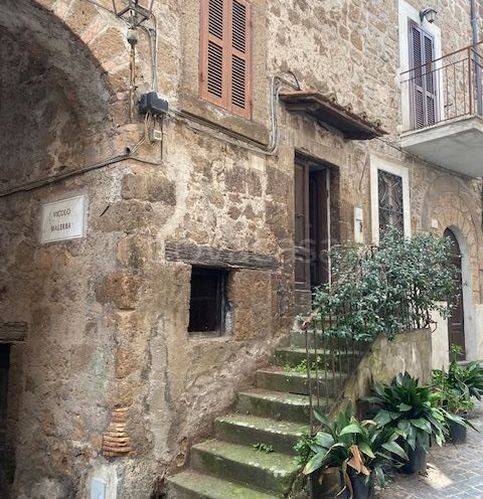 appartamento in vendita a Capranica