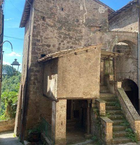 appartamento in vendita a Capranica