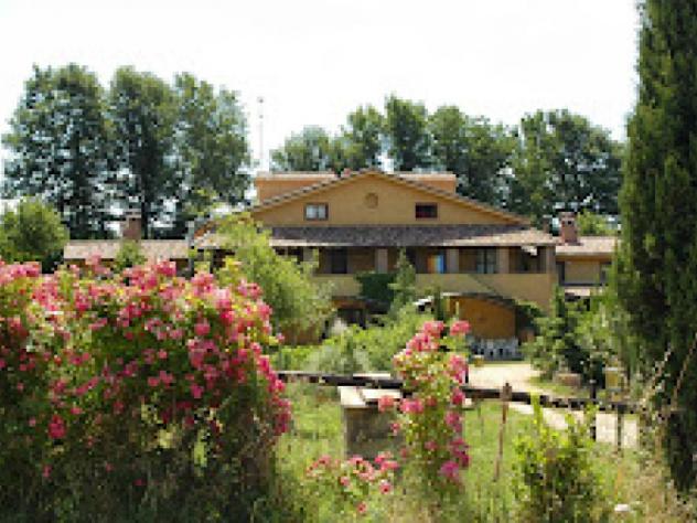 casa indipendente in vendita a Capranica