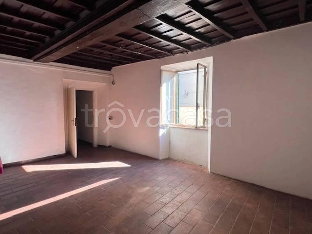 appartamento in vendita a Capranica