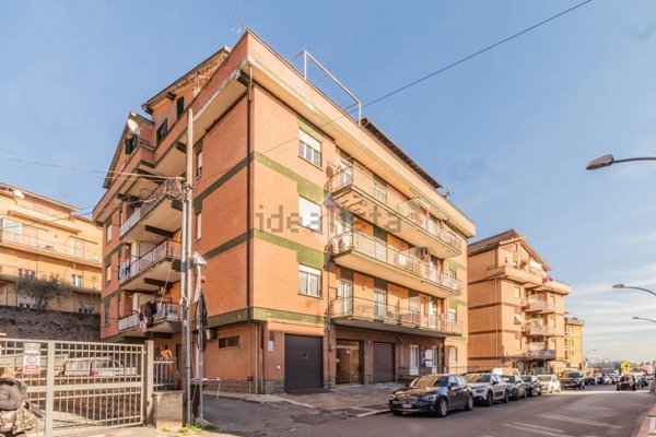appartamento in vendita a Capranica