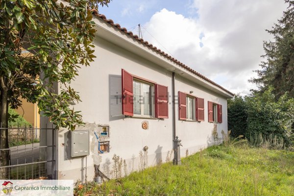 appartamento in vendita a Capranica