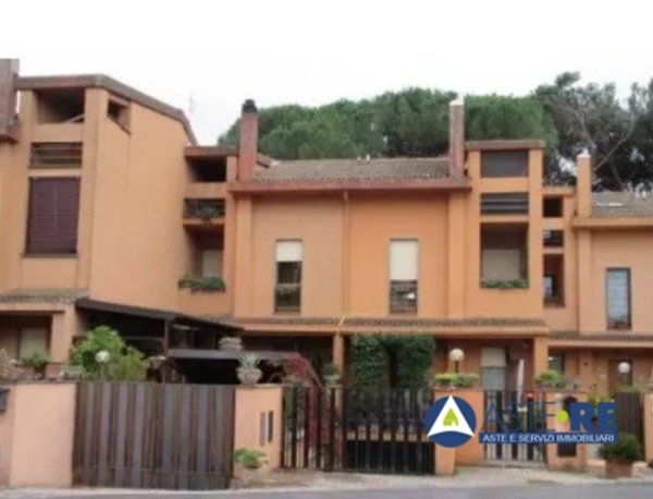 appartamento in vendita a Capranica
