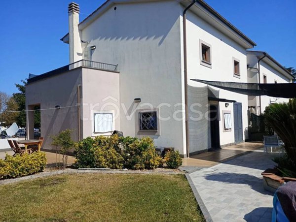 appartamento in vendita a Capranica