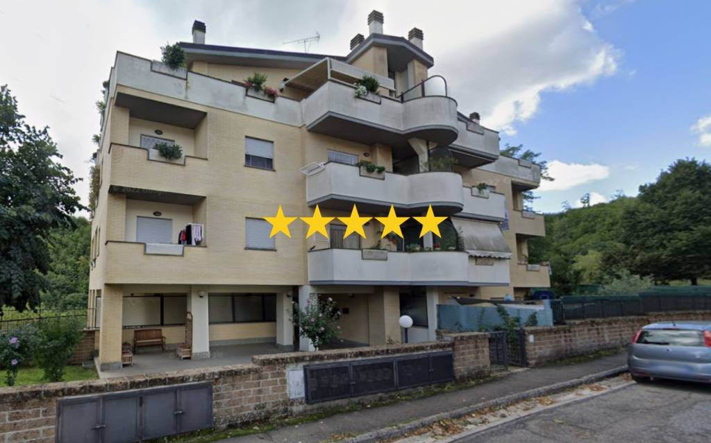appartamento in vendita a Capranica