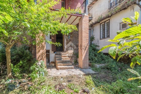 appartamento in vendita a Capranica