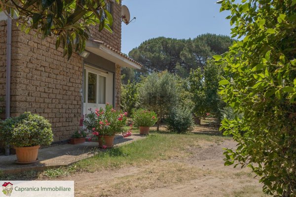 appartamento in vendita a Capranica