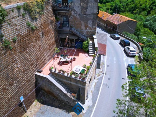 appartamento in vendita a Capranica