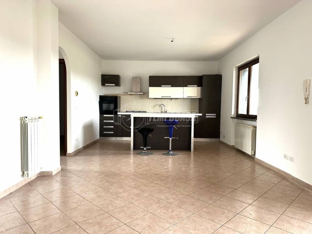 appartamento in vendita a Capranica in zona Capranica Scalo
