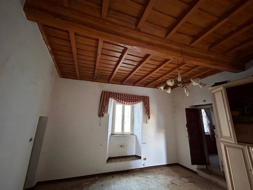 appartamento in vendita a Capranica