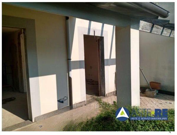 esavano in vendita a Capranica