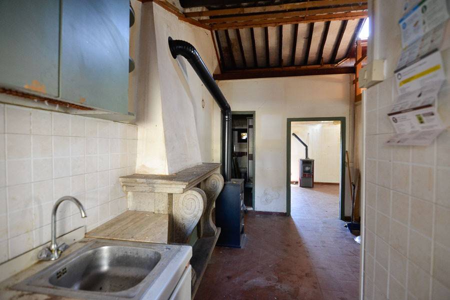 appartamento in vendita a Capranica