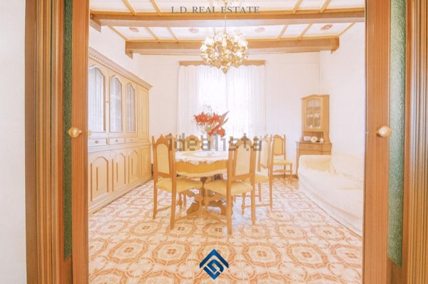 appartamento in vendita a Capranica