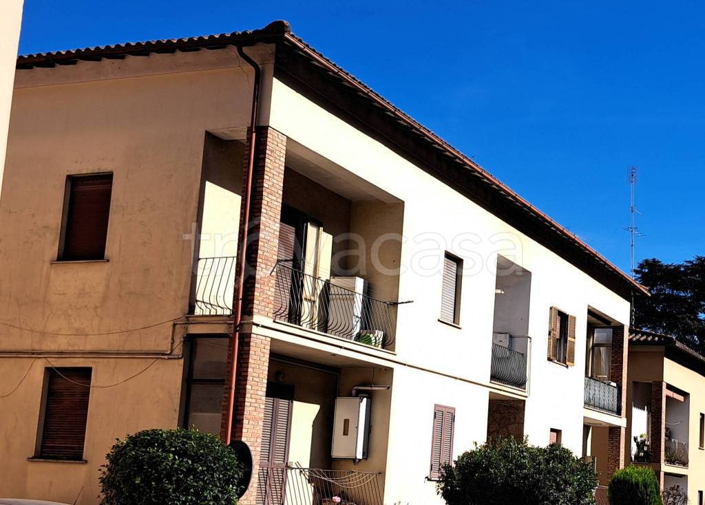 appartamento in vendita a Capranica