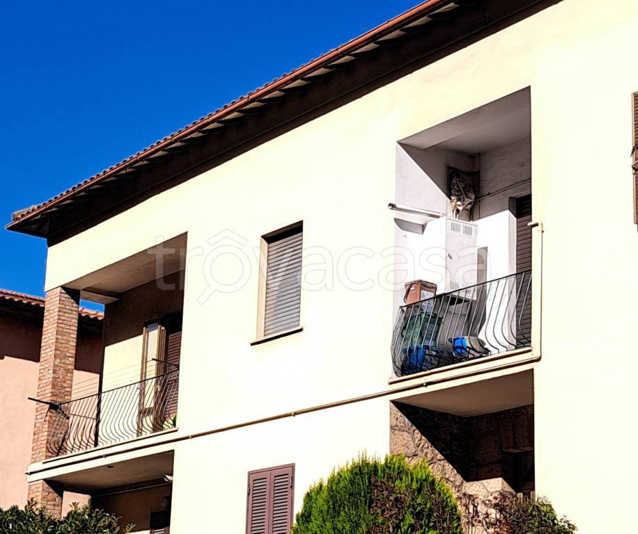 appartamento in vendita a Capranica