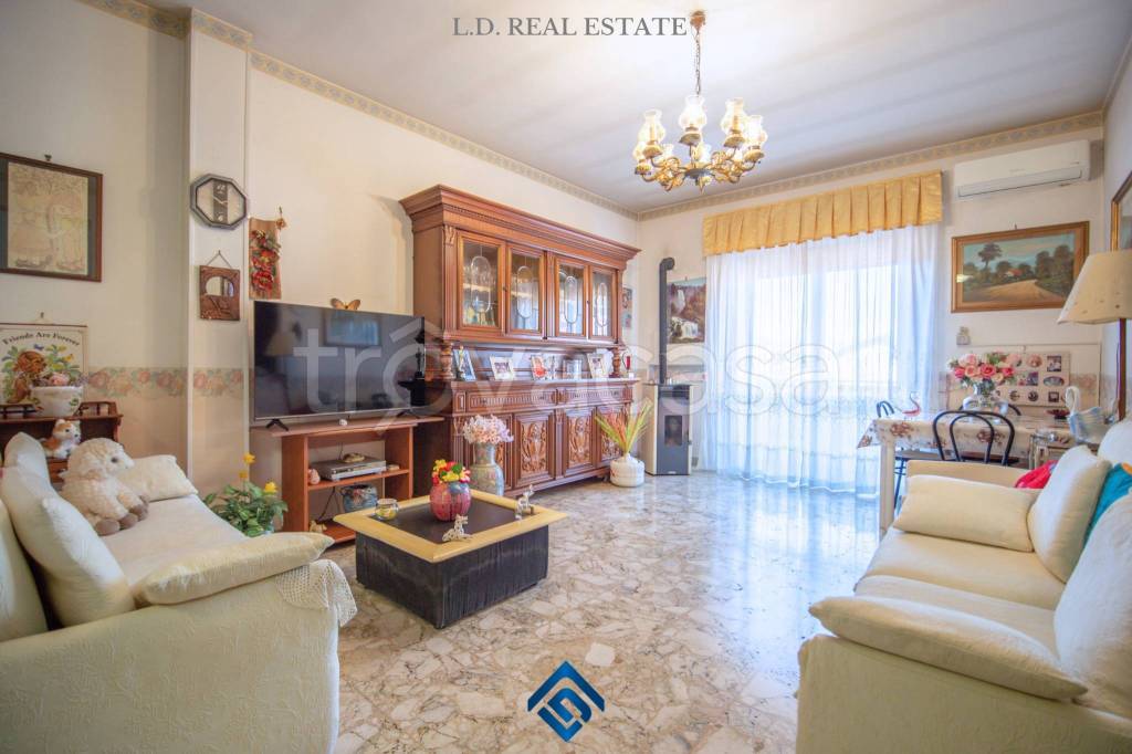 appartamento in vendita a Capranica