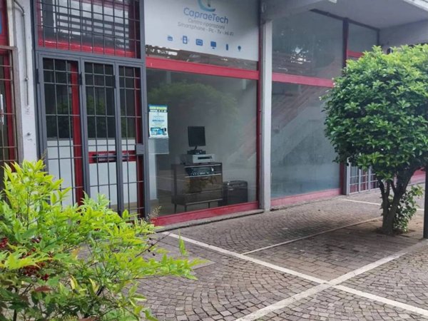 negozio in vendita a Capranica