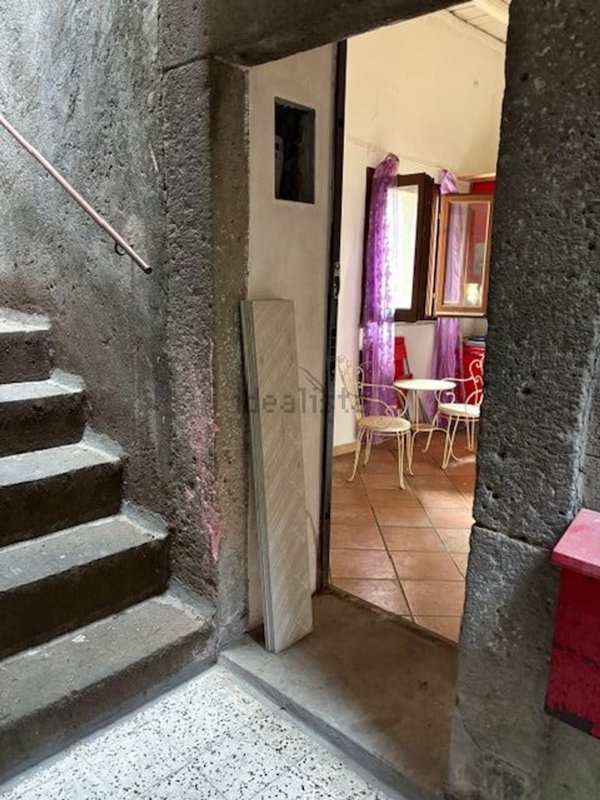 appartamento in vendita a Capranica