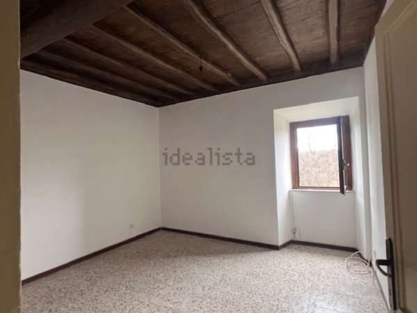 appartamento in vendita a Capranica