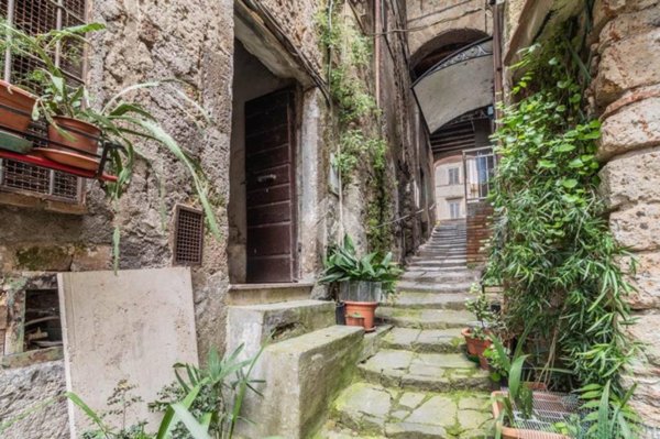 appartamento in vendita a Capranica