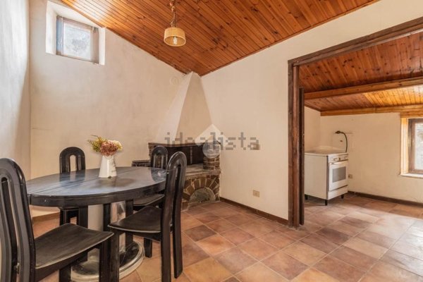 appartamento in vendita a Capranica