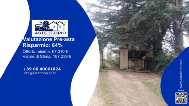 casa indipendente in vendita a Capranica