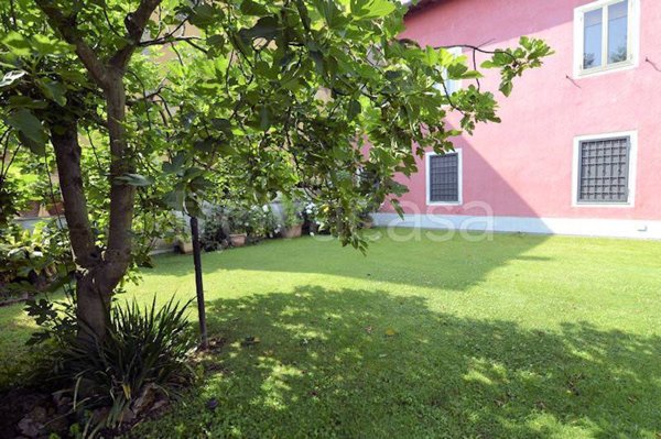 casa indipendente in vendita a Capranica