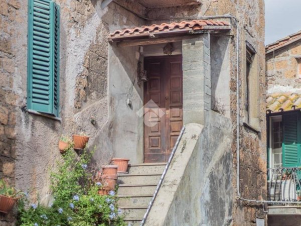 appartamento in vendita a Capranica