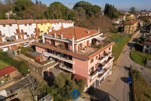 appartamento in vendita a Capranica