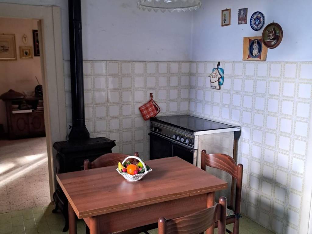 appartamento in vendita a Capranica