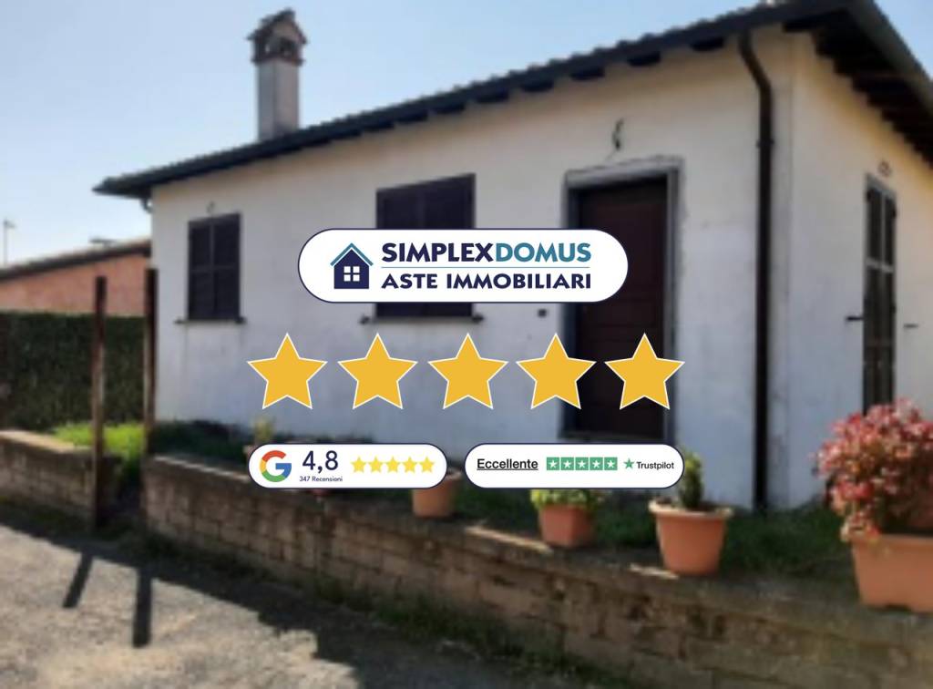 casa indipendente in vendita a Capranica