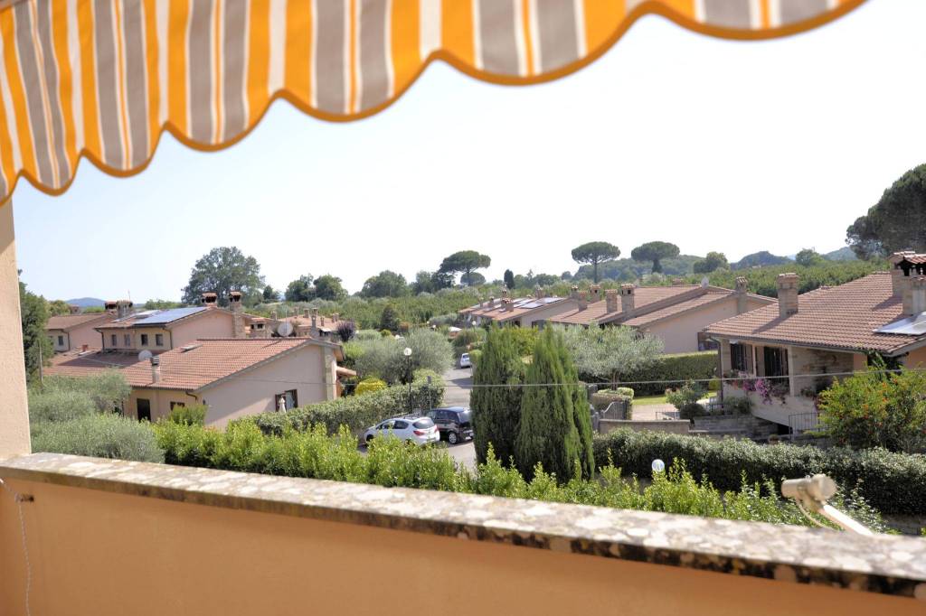 appartamento in vendita a Capranica