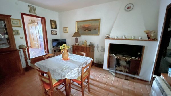 appartamento in vendita a Capranica