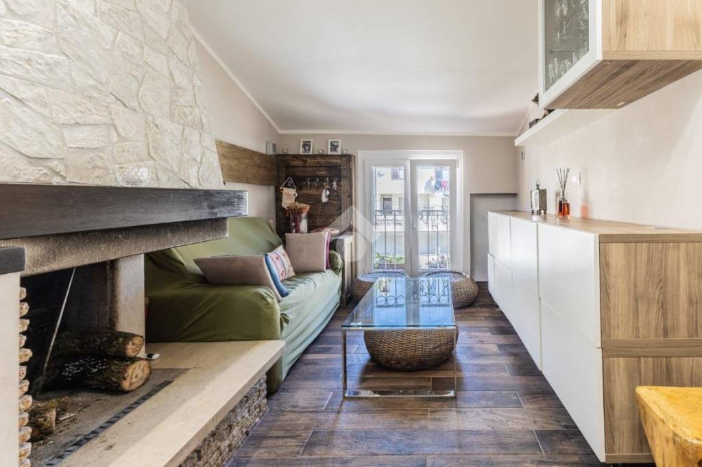 appartamento in vendita a Capranica