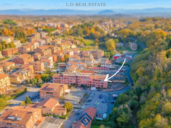 appartamento in vendita a Capranica
