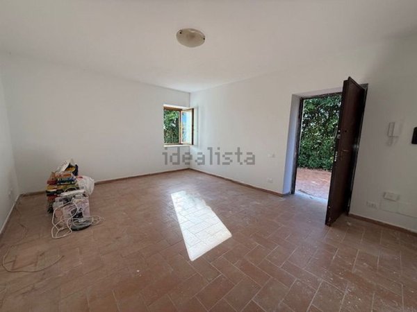 appartamento in vendita a Capranica